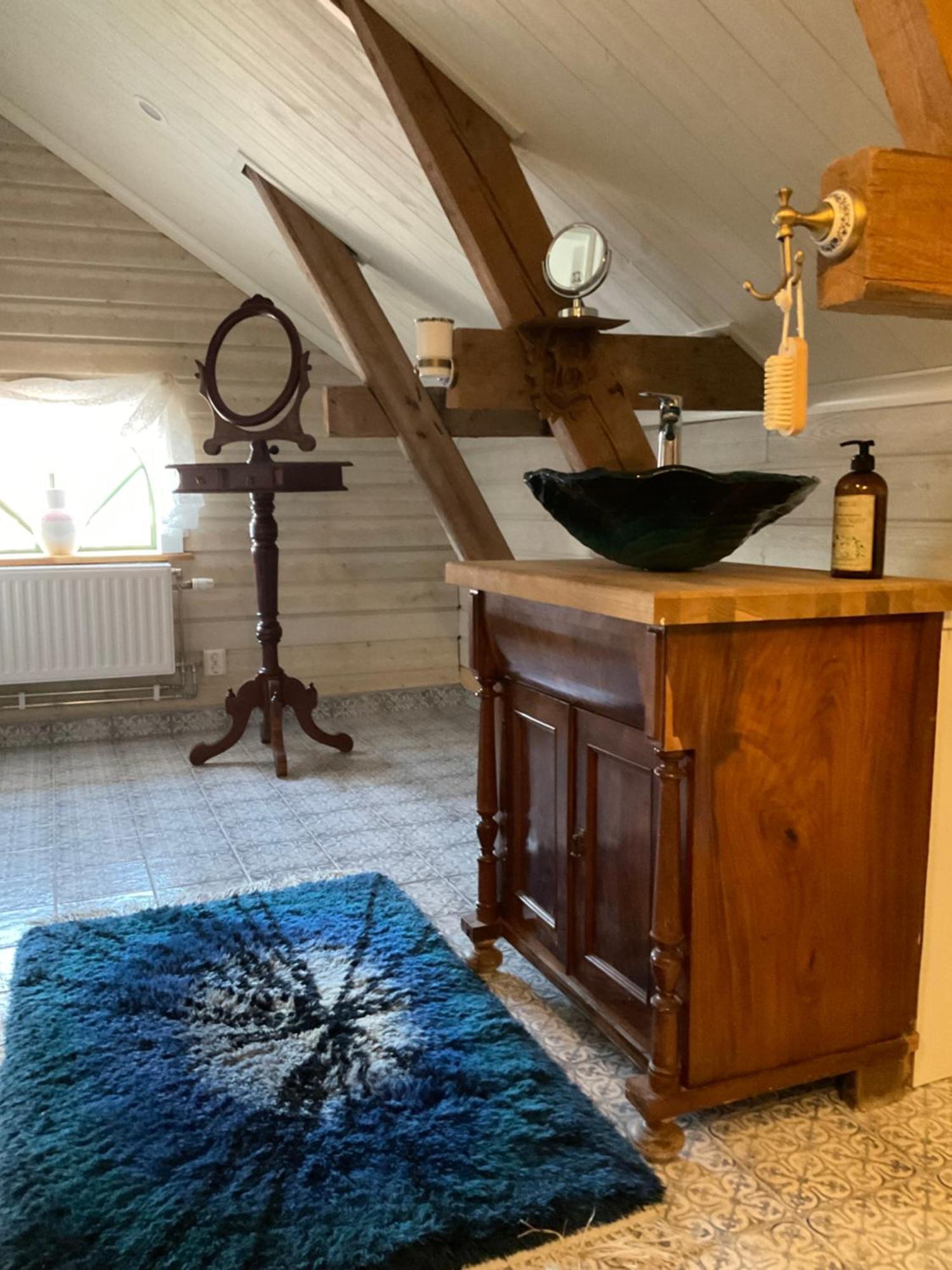 Snaellfaell Country Living - Akerbo Gard Charmigt Renoverad Flygel Kristinehamn Luaran gambar